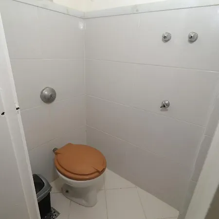 Apartamento Mobiliado Em Copacabana A 200M Da Praia Río de Janeiro Exterior foto