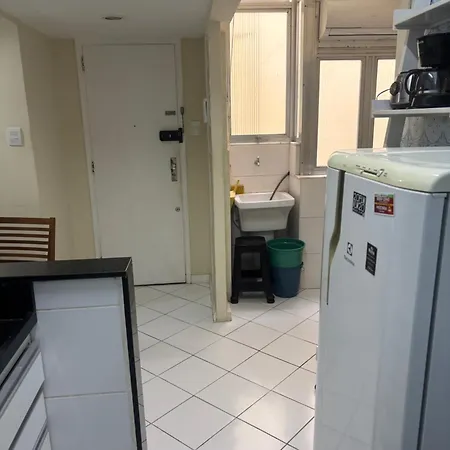 Apartamento Mobiliado Em Copacabana A 100M Da Praia Rio de Janeiro Exterior photo